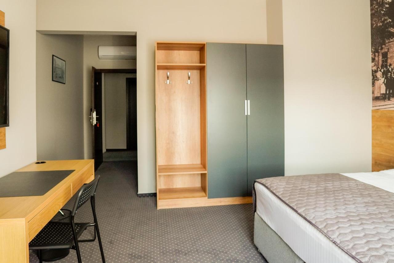 Industrial Belisce Bed and Breakfast Εξωτερικό φωτογραφία