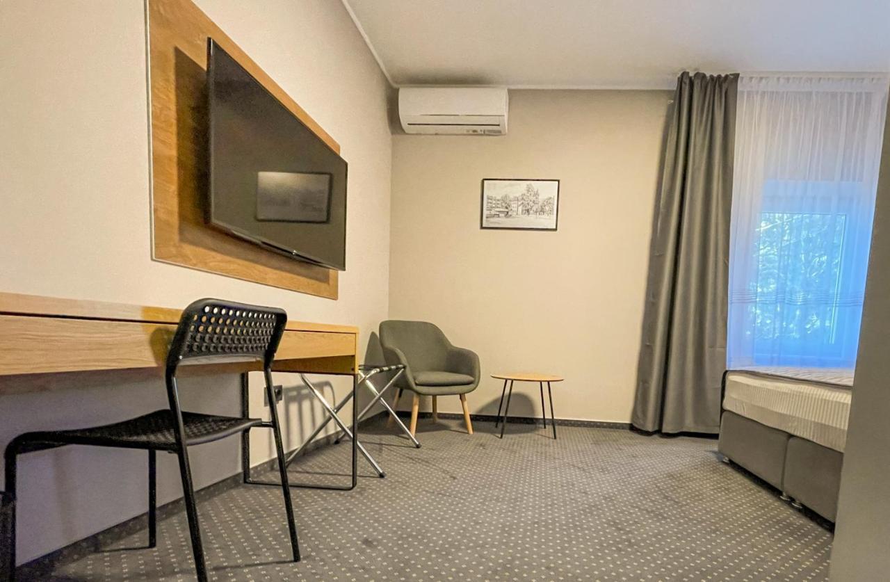 Industrial Belisce Bed and Breakfast Εξωτερικό φωτογραφία