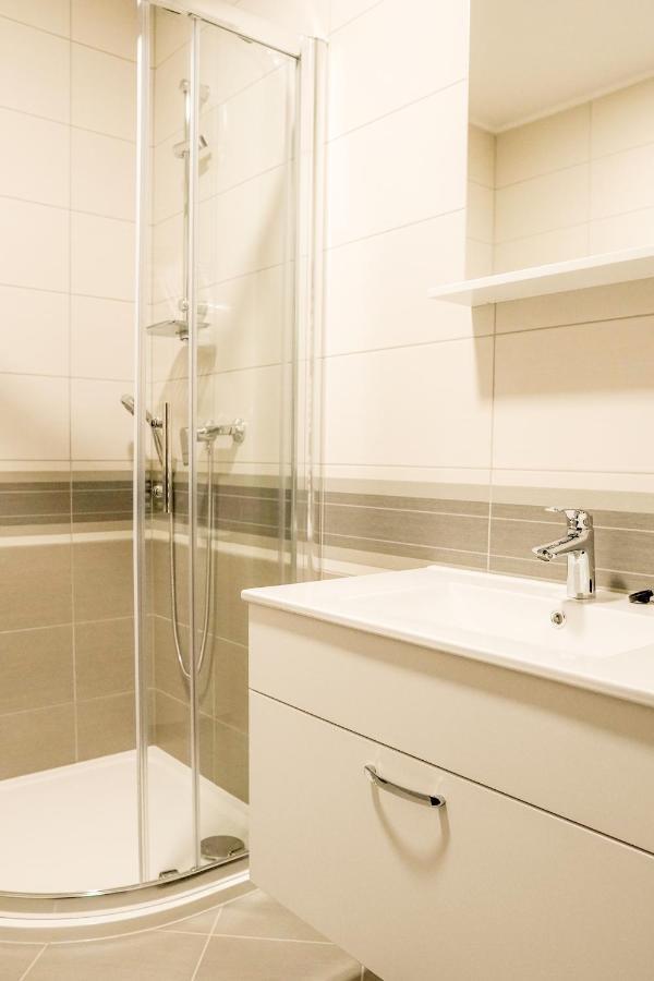 Industrial Belisce Bed and Breakfast Εξωτερικό φωτογραφία